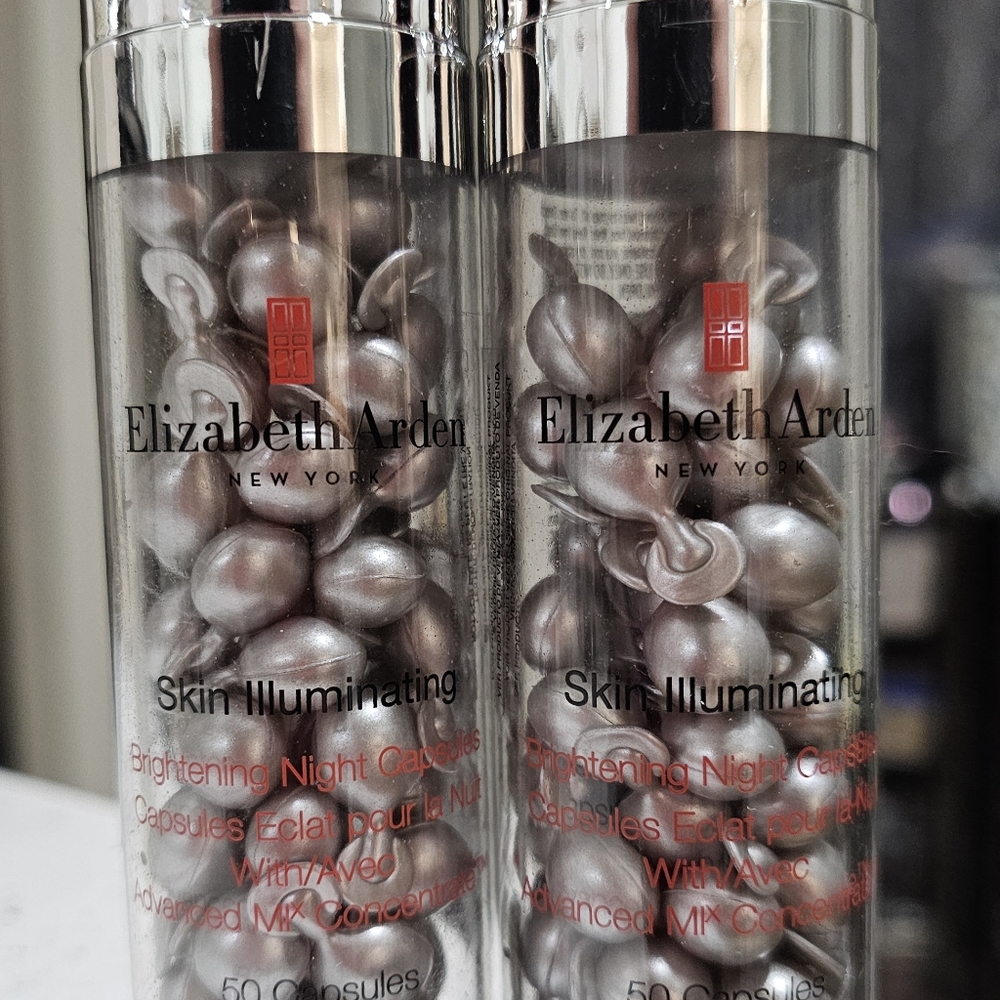 Elizabeth Arden Silver Skin Capsules